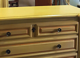 cassettone laccato